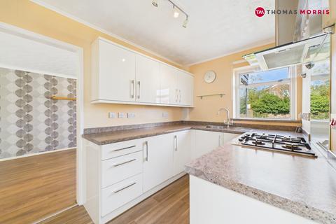 Wheatley Crescent, Huntingdon PE28 2 bed bungalow for sale