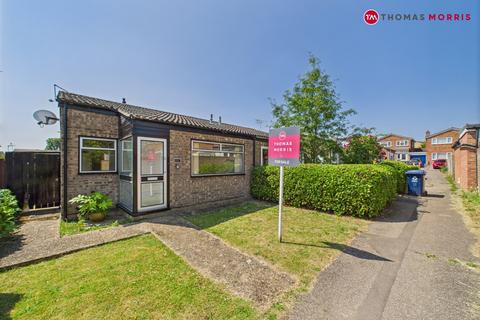 Wheatley Crescent, Huntingdon PE28 2 bed bungalow for sale