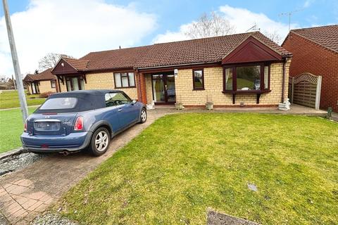 Meadowlake Close, Lincolnshire LN6 2 bed bungalow for sale