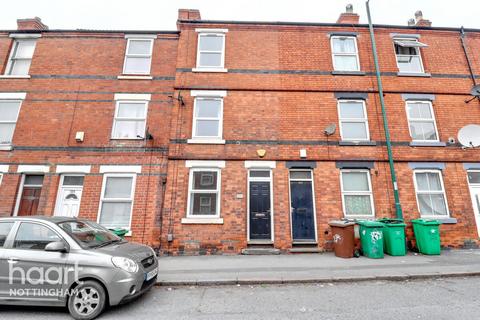 Vernon Road, Nottingham 3 bed terraced house for sale