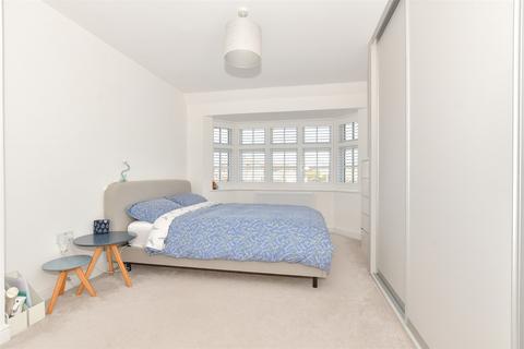 Judd Road, Canterbury, Kent 4 bed detached house for sale