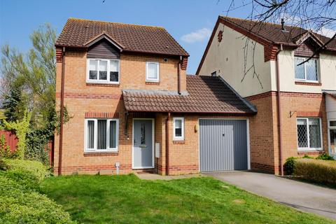 Water Mint Way, Calne 3 bed detached house for sale