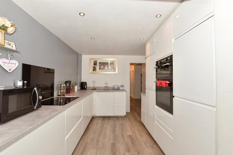 Hoades Wood Road, Sturry, Canterbury... 5 bed semi