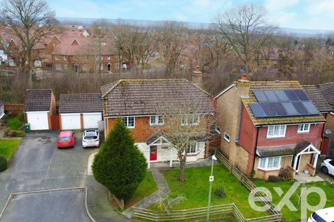 Hawkwood, Maidstone ME16 4 bed detached house for sale