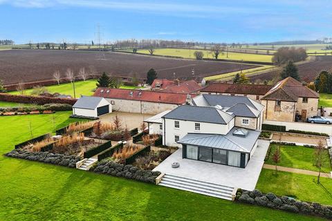 Tadcaster LS24 5 bed detached house for sale