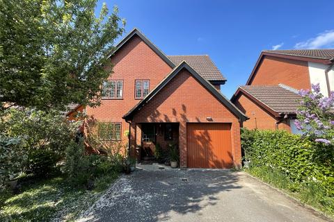 Surrey Court, Warfield, Berkshire, RG42 4 bed detached house for sale