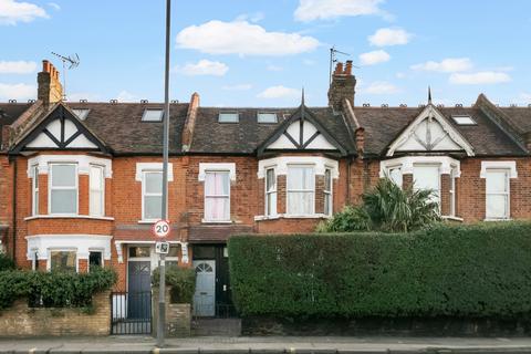 Pavillion Terrace, Wood Lane, W12 2 bed maisonette for sale