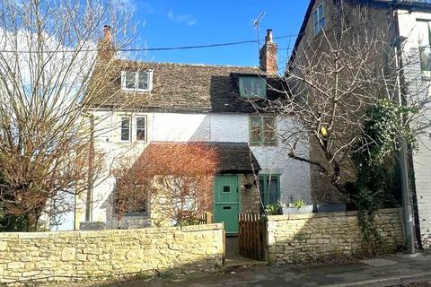 The Butts, Chippenham 2 bed semi