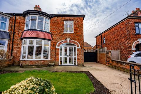 Queen Mary Avenue, Cleethorpes, DN35 3 bed semi