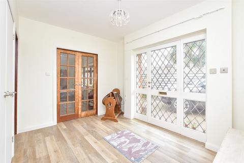 Barn Close, Wick, Littlehampton, West... 2 bed detached bungalow for sale