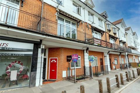 Lynchford Road, Farnborough... 1 bed maisonette for sale