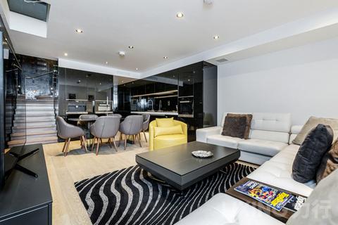 Halliford Street, Islington, N1 3HF 6 bed semi