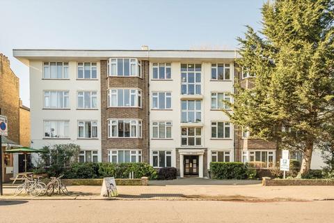 St. Margarets Road, St Margarets TW1 1 bed flat for sale