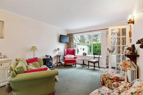 3 bedroom semi-detached bungalow for sale