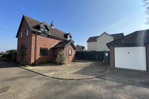 Half Moon Lane, Redgrave 3 bed detached house for sale