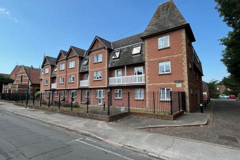 St. Johns Court, Felixstowe IP11 1 bed flat for sale