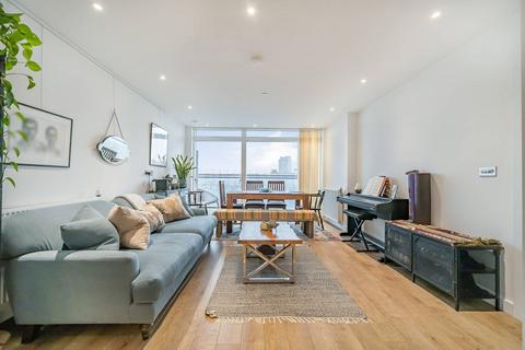 Iverson Point, East Greenwich... 2 bed flat for sale