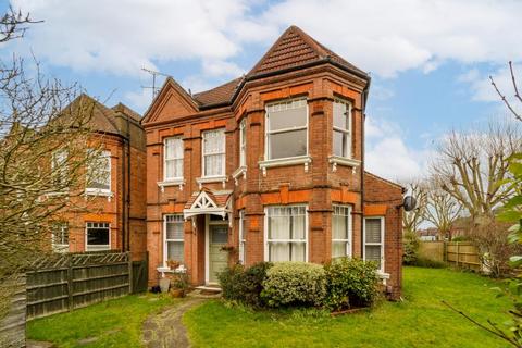 Queens Walk, Pitshanger, W5 1 bed apartment for sale