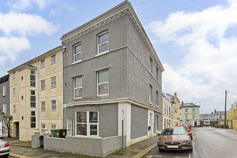 St James Place West, Plymouth PL1 2 bed maisonette for sale