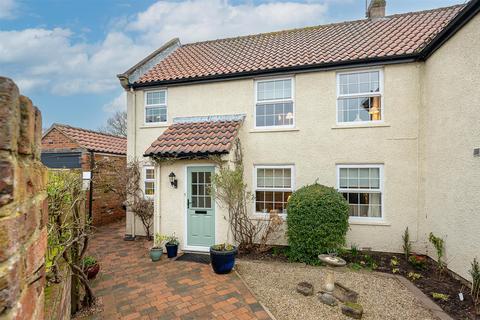 Vine Farm Close, Whixley, York, YO26 8YZ 3 bed semi