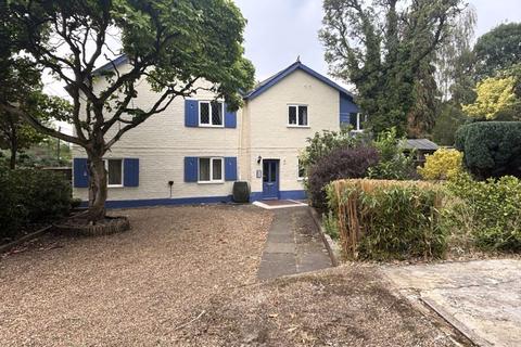 Kennel Lane, Windlesham GU20 3 bed house for sale