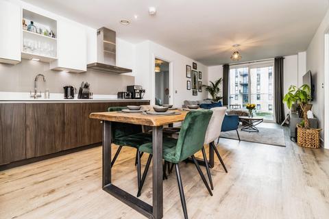 Lockside Lane, Salford M5 2 bed apartment for sale