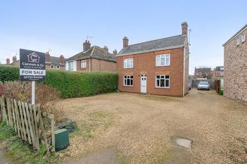 Eastrea Road, Whittlesey... 3 bed detached house for sale