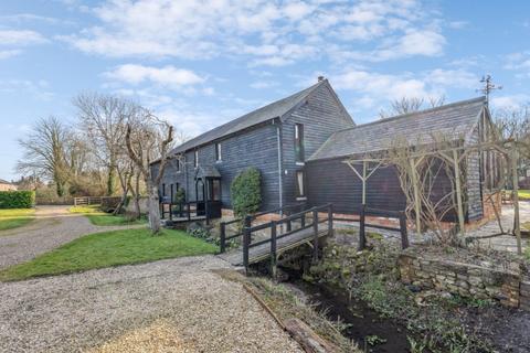 Thame Road, Princes Risborough HP27 4 bed detached house for sale