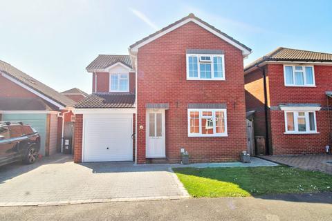 Brendon Close, Eastbourne BN23 4 bed detached house for sale