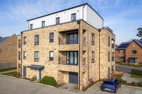 Hurley Drive, Berkshire RG12 2 bed apartment for sale