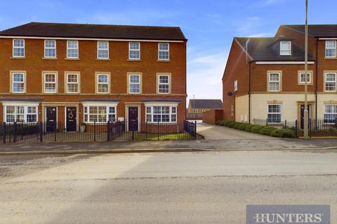 Ashlar Drive, Eastfield, Scarborough 4 bed end of terrace house for sale