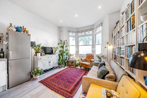 Portnall Road, Queens Park, London, W9 3 bed flat for sale