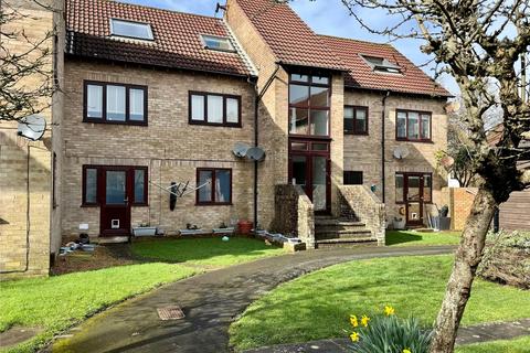 Eastlands, New Milton, Hampshire, BH25 1 bed apartment for sale