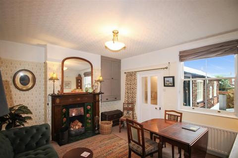 South Parade, Northallerton DL7 2 bed end of terrace house for sale