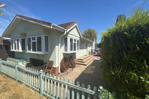 2 bedroom park home for sale