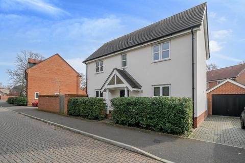 Dragonfly Chase, Sandhurst GU47 3 bed house for sale