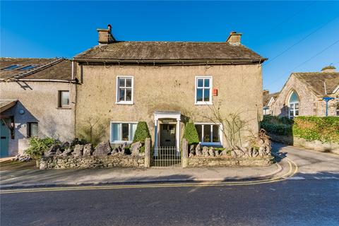 5 bedroom semi-detached house for sale