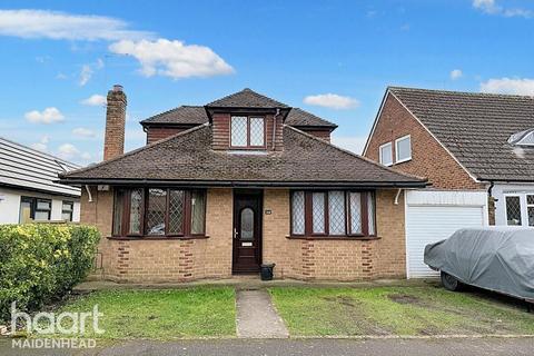 Tilstone Close, WINDSOR 3 bed bungalow for sale