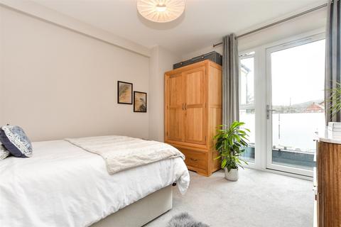 Chalkpit Lane, Dorking, Surrey 1 bed apartment for sale