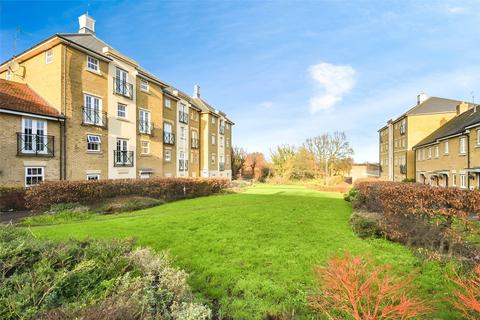 Chelwater, Great Baddow, Chelmsford 2 bed apartment for sale
