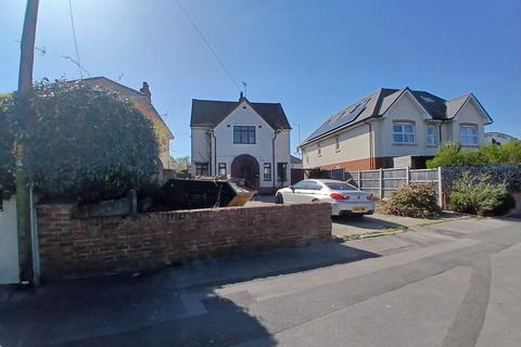 Blandford Road, Poole BH15 4 bed detached house for sale