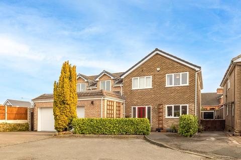 Newlands Drive, Gedling, Nottingham 5 bed detached house for sale