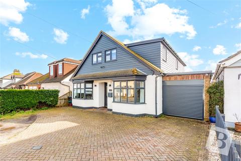 Hatch Road, Pilgrims Hatch... 4 bed detached house for sale