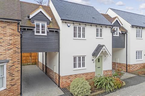 Crown Mews, Ingatestone, CM4 3 bed link detached house for sale