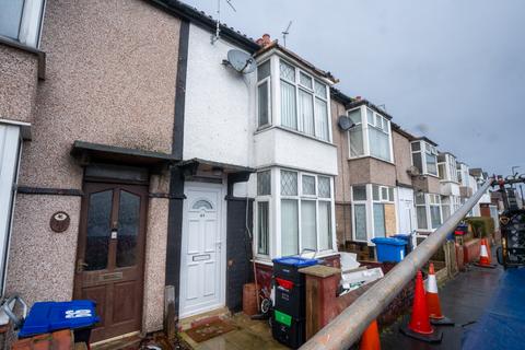 Victoria Road, Rhyl LL18 2 bed terraced house for sale
