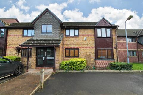 Rossignol Gardens, Carshalton SM5 1 bed flat for sale