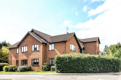Sadlers Court, Winnersh, Wokingham... 2 bed apartment for sale