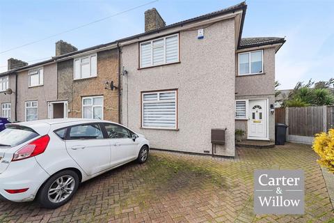 Greenfield Road, Dagenham, Essex 4 bed end of terrace house for sale