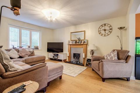 Cherry Tree Grove, Barkham 4 bed detached house