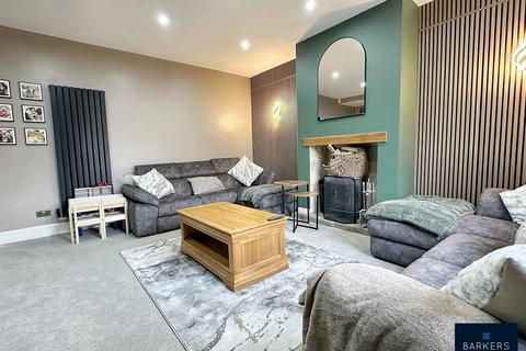 Huddersfield Road, Wyke, Bradford 3 bed semi